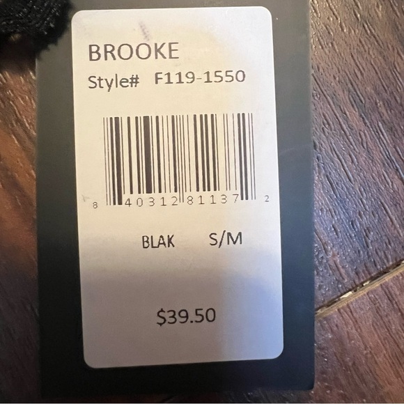 Frederick’s of Hollywood Brooke bra and panty set black lace size S/M NWT - Picture 8 of 8